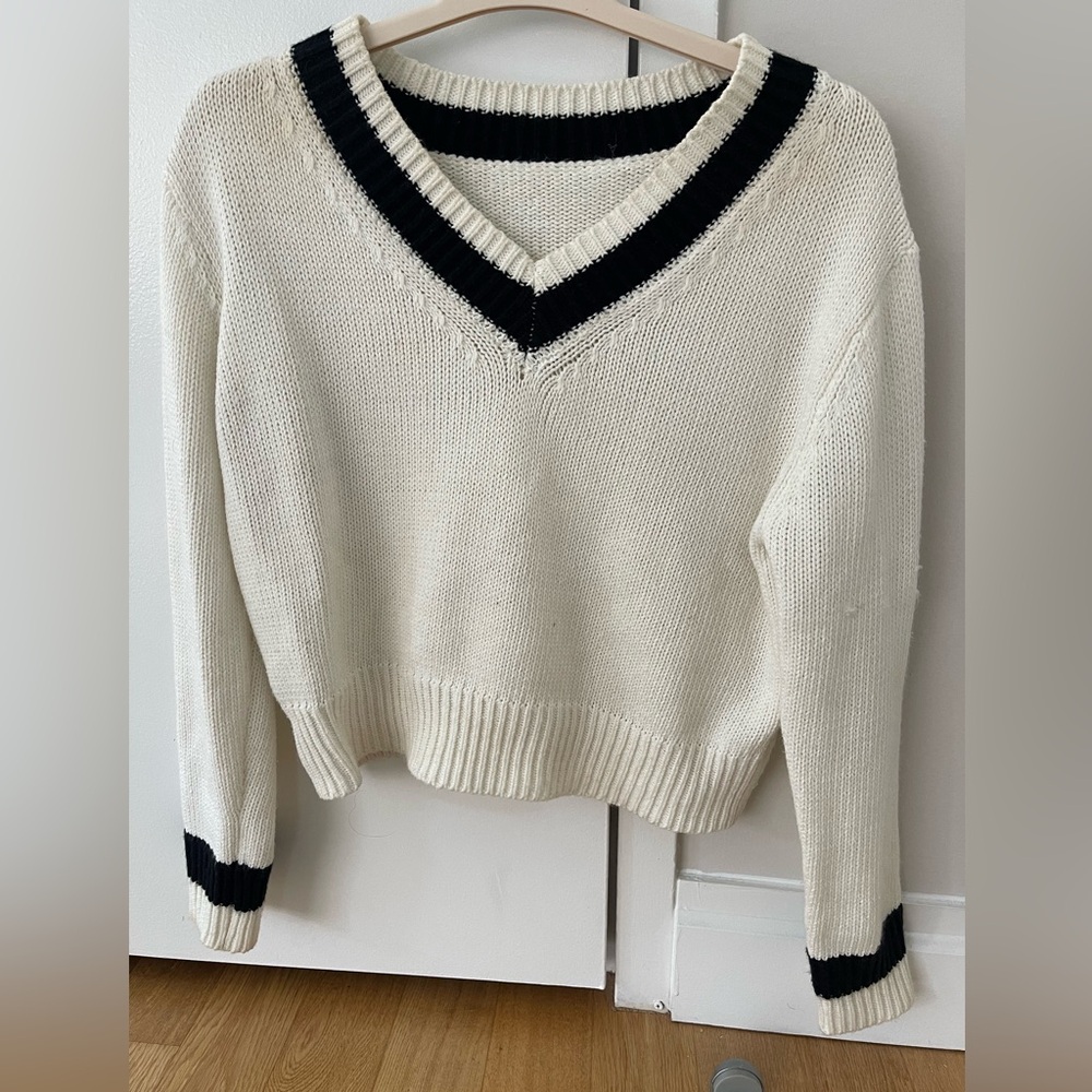 Women's V-Neck Sweater - Cream and Black
